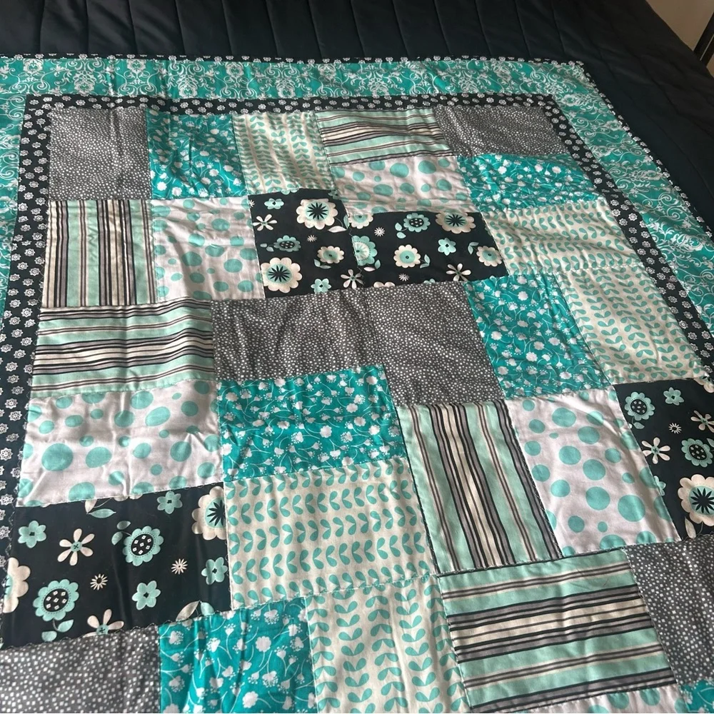 Patchwork Quilt with Teal and Black Accents #0825258